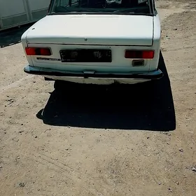 Lada 2104 1983