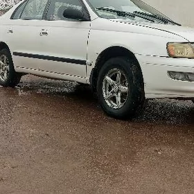 Toyota Corona 1995