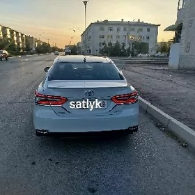 Toyota Camry 2023