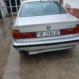 BMW 525 1990