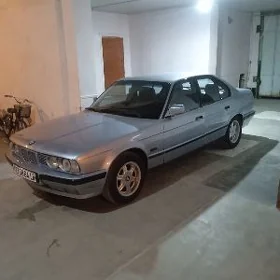 BMW 525 1990