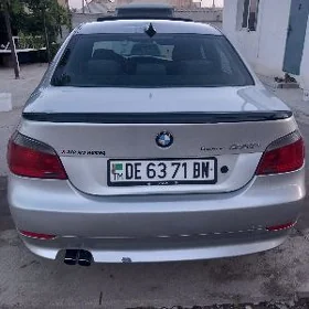 BMW E60 2003