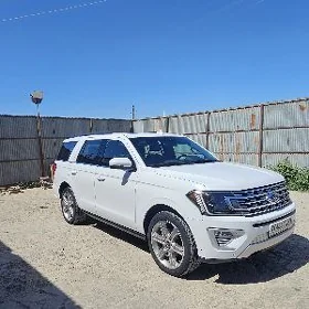 Ford Expedition 2021
