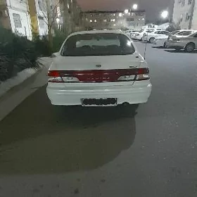 Nissan Maxima 1998