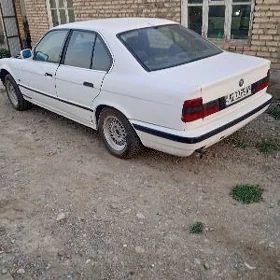 BMW 525 1990