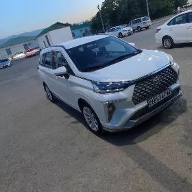 Toyota Veloz 2024