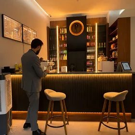 Satlyk kafe Bilyarydtny