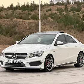 Mercedes-Benz CLA 2015