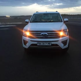 Ford Expedition 2021