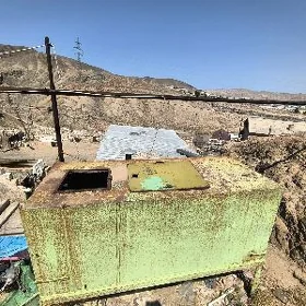 Металлический бак для воды