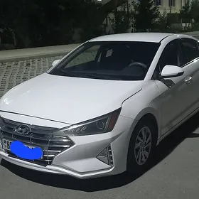 Hyundai Elantra 2020