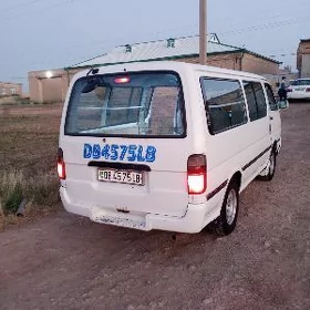Toyota Hiace 1996