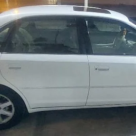 Toyota Avalon 2001