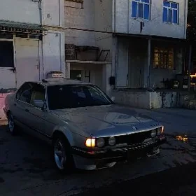 BMW 740 1992