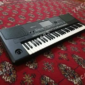 Korg pa 600