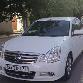 Nissan Almera 2015