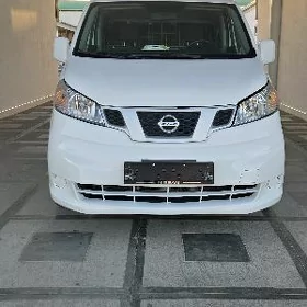 Nissan NV200 2021