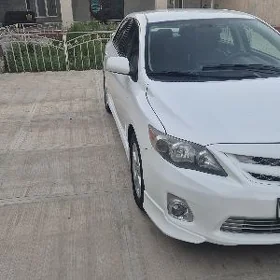 Toyota Corolla 2012