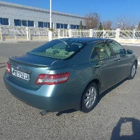 Toyota Camry 2010