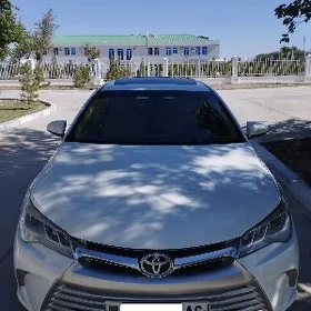 Toyota Camry 2017