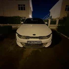 Kia K5 2021