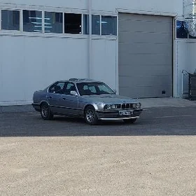 BMW E34 1990