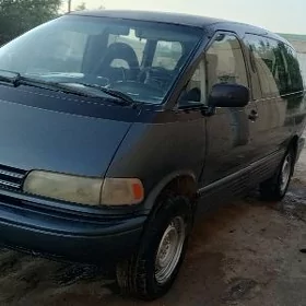 Toyota Previa 1993