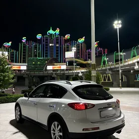 Infiniti EX35 2010