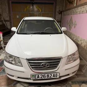 Hyundai Sonata 2009