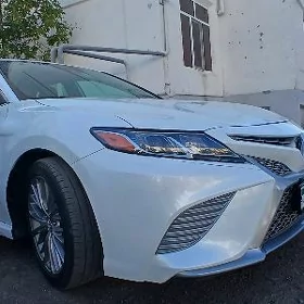Toyota Camry 2020