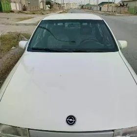Opel Vectra 1990