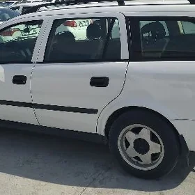 Opel Astra 2001