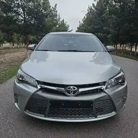 Toyota Camry 2016