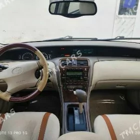 Toyota Avalon 2000