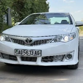 Toyota Camry 2012