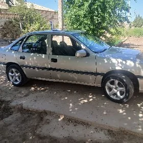 Opel Vectra 1992