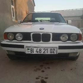 BMW 520 1990