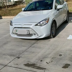 Toyota Yaris 2018