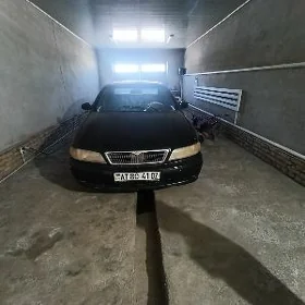 Nissan Maxima 1995