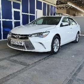 Toyota Camry 2016