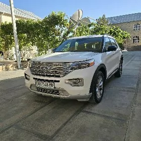 Ford Explorer 2022