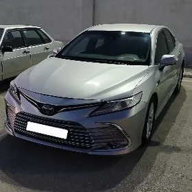 Toyota Camry 2018