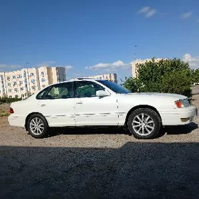 Toyota Avalon 1999