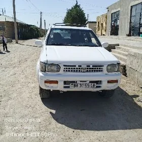 Nissan Pathfinder 1997