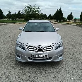 Toyota Camry 2010