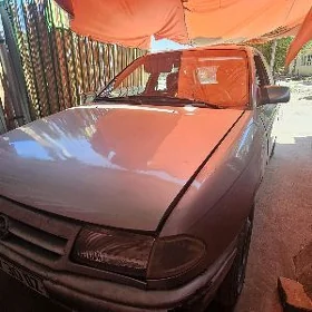 Opel Astra 1992