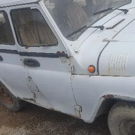 UAZ 469 2003