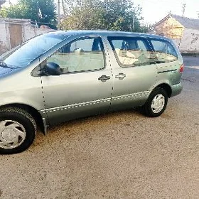 Toyota Sienna 2000