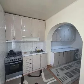 11mkr 2etaž 2komnat Gowdanka
