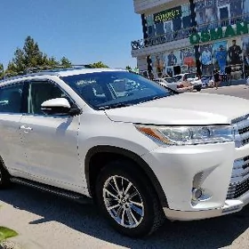 Toyota Highlander 2017